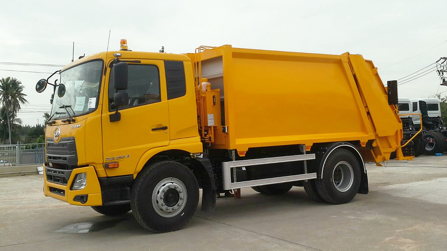 Garbage-Compactor-10m3