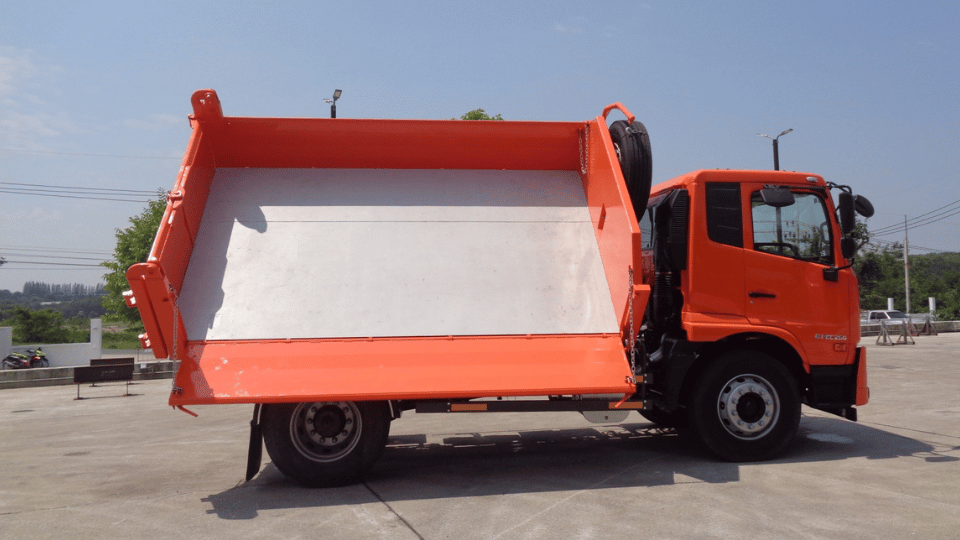 10Tipper body 5m3 (3-way)